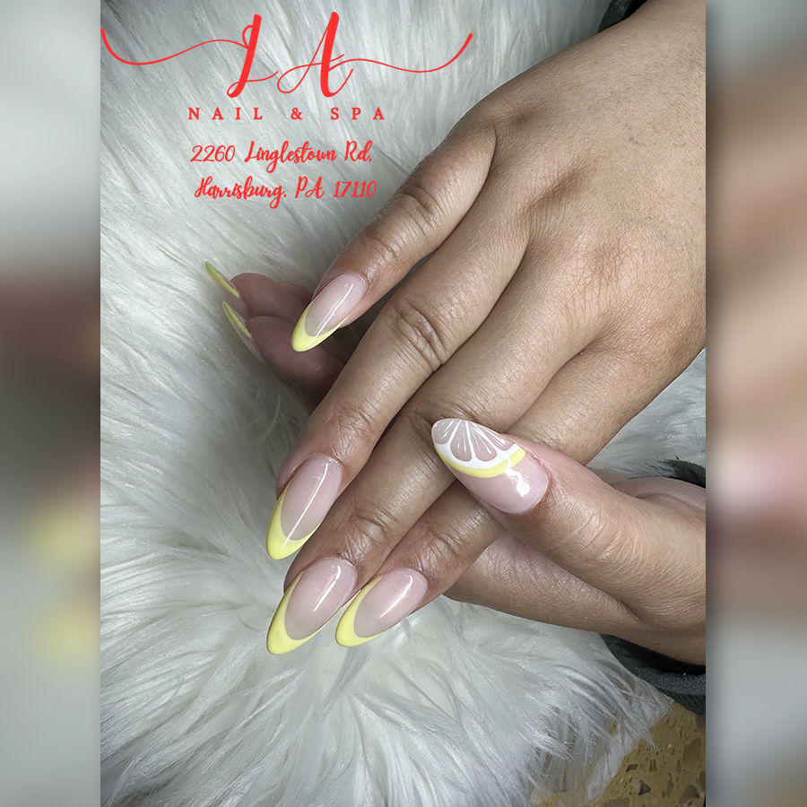 LA Nails & Spa Collection